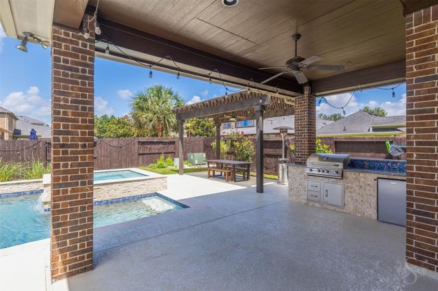 6118 Fayette Springs Lane, Fulshear, TX 77441