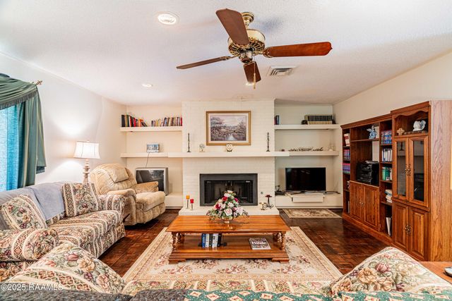 828 Tensas Drive, Opelousas, LA 70570