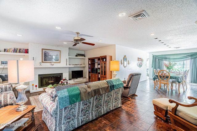 828 Tensas Drive, Opelousas, LA 70570