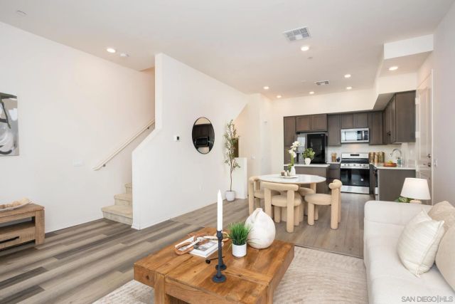 2024 Luzon Lane 5, Chula Vista, CA 91915