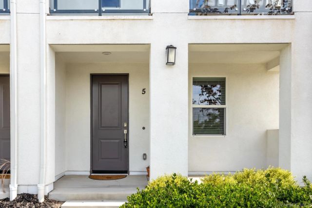 2024 Luzon Lane 5, Chula Vista, CA 91915