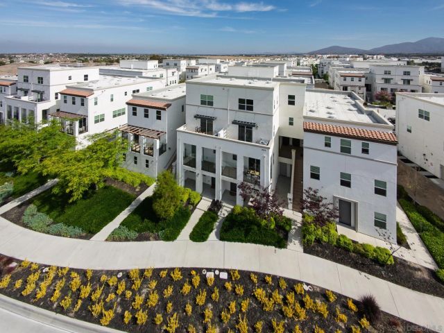 2024 Luzon Lane 5, Chula Vista, CA 91915