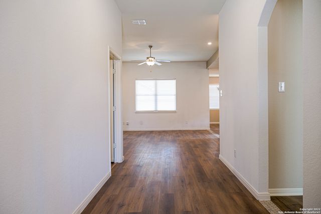 11807 WOLF CYN, San Antonio, TX 78252