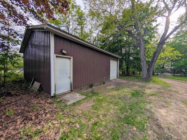 10203 Partridge Avenue, Lake, MI 48632