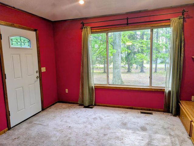 10203 Partridge Avenue, Lake, MI 48632
