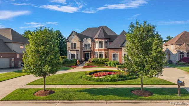 13404 Partridge Run, Utica, MI 48315