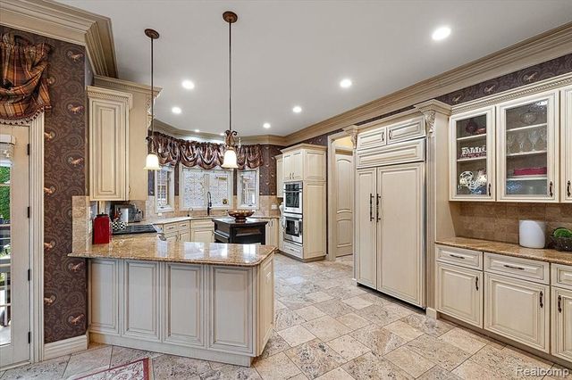 13404 Partridge Run, Utica, MI 48315