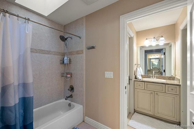 13404 Partridge Run, Utica, MI 48315