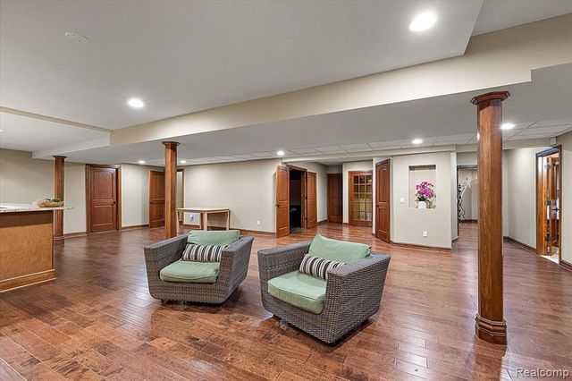 13404 Partridge Run, Utica, MI 48315