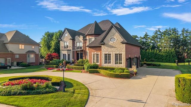 13404 Partridge Run, Utica, MI 48315