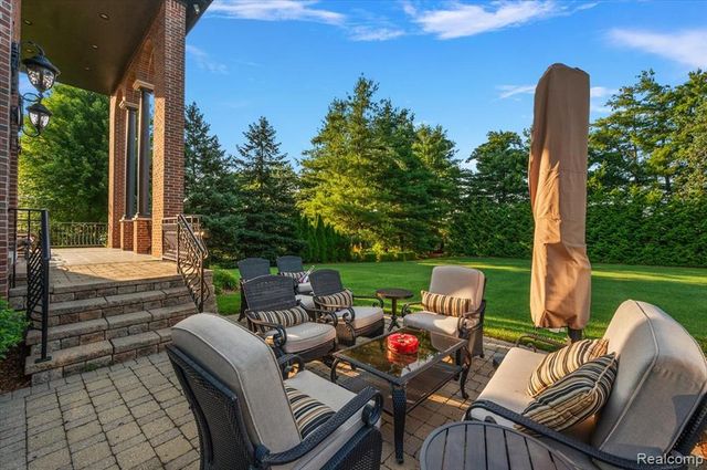 13404 Partridge Run, Utica, MI 48315