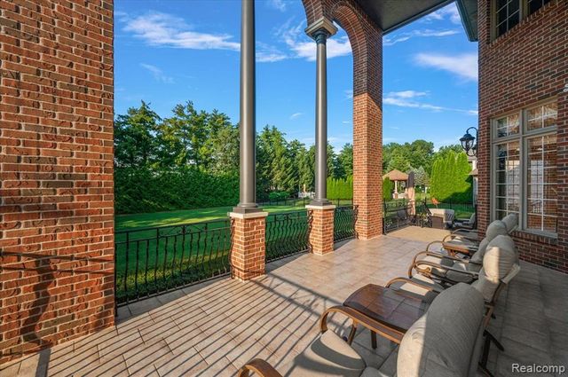 13404 Partridge Run, Utica, MI 48315