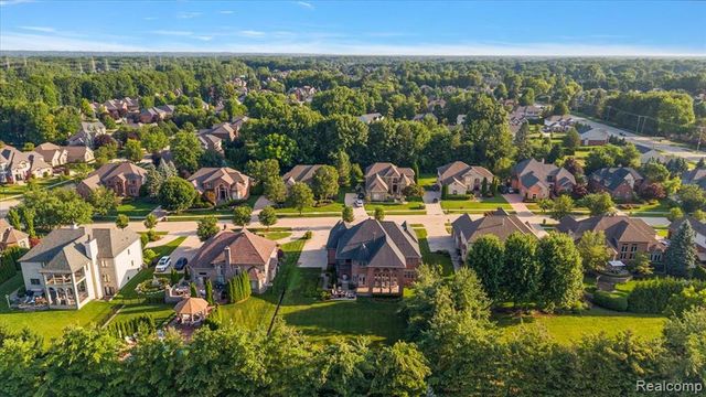 13404 Partridge Run, Utica, MI 48315