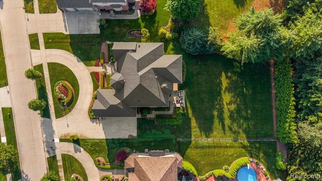 13404 Partridge Run, Utica, MI 48315