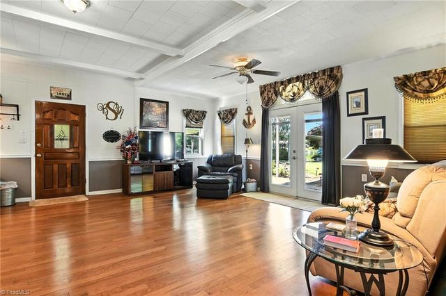 120 Crow Creek Drive, Lexington, NC 27292