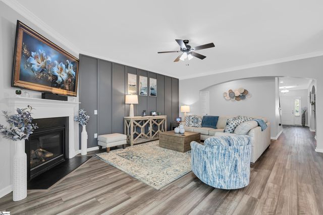 4142 Crest Ridge Lane, Boiling Springs, SC 29316
