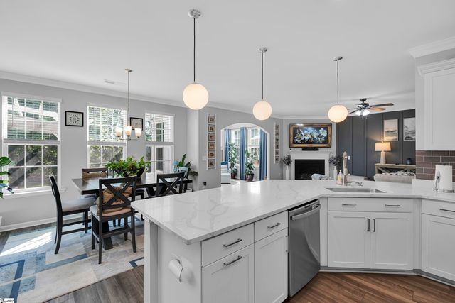 4142 Crest Ridge Lane, Boiling Springs, SC 29316