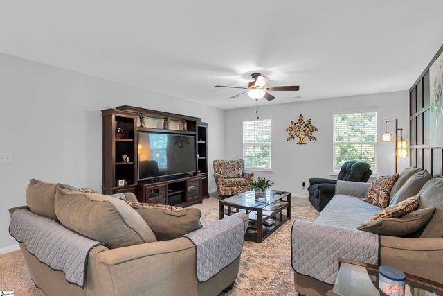 4142 Crest Ridge Lane, Boiling Springs, SC 29316