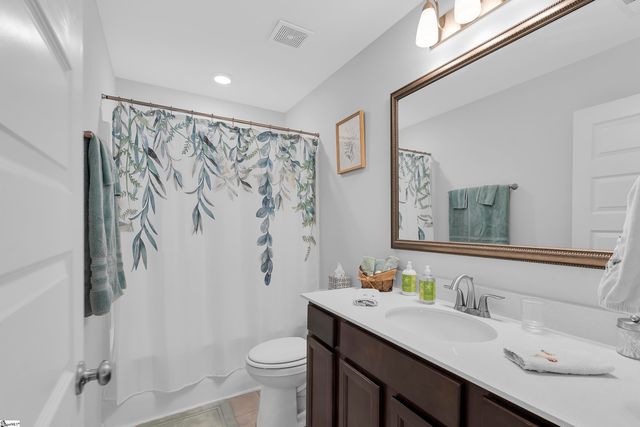 4142 Crest Ridge Lane, Boiling Springs, SC 29316