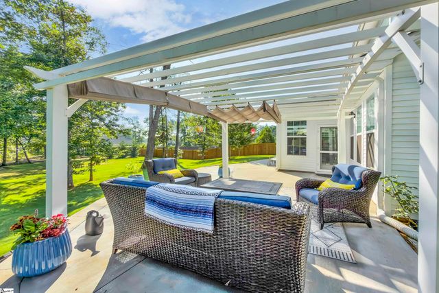 4142 Crest Ridge Lane, Boiling Springs, SC 29316