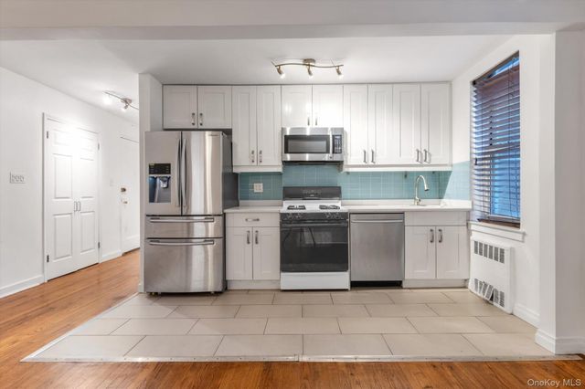 65-45 Yellowstone Boulevard 2B, Forest Hills, NY 11375