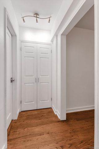 65-45 Yellowstone Boulevard 2B, Forest Hills, NY 11375