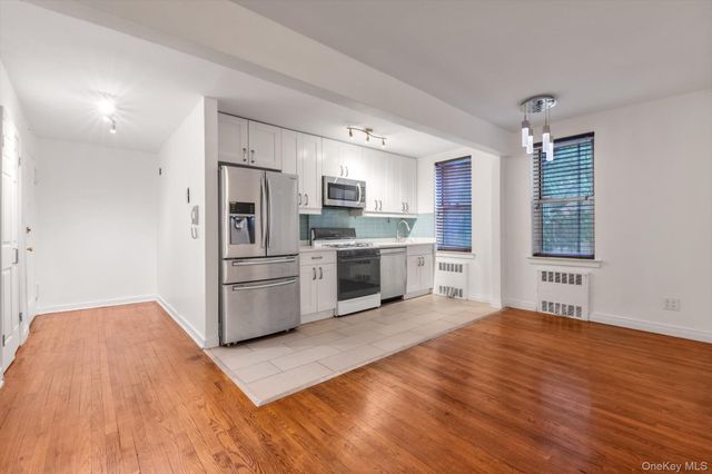 65-45 Yellowstone Boulevard 2B, Forest Hills, NY 11375