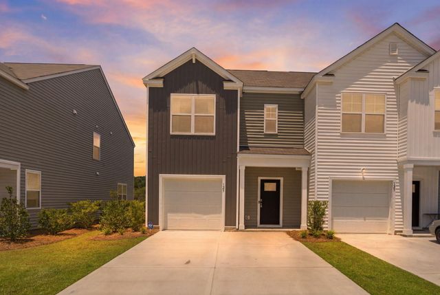 125 Yarrow Way, Moncks Corner, SC 29461