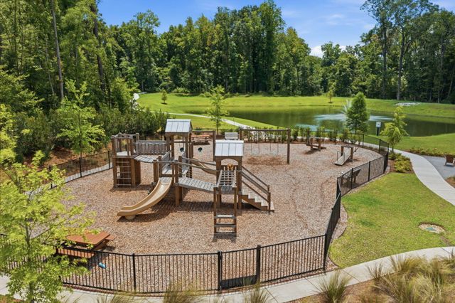 125 Yarrow Way, Moncks Corner, SC 29461