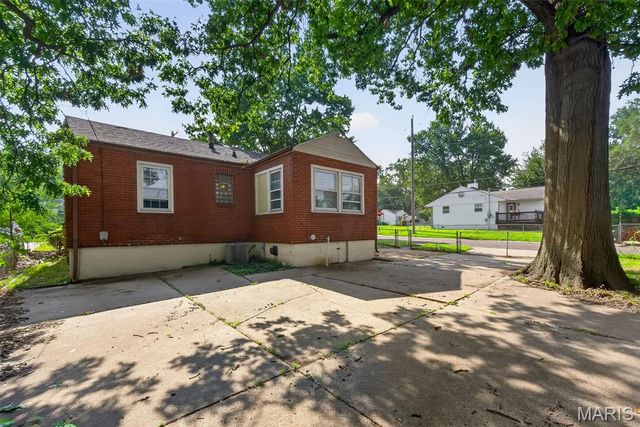 6101 Garfield Avenue, St Louis, MO 63134