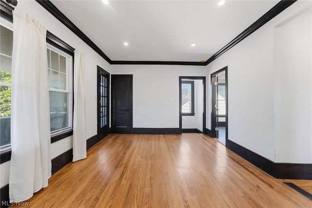 3713 Menlo Road, Shaker Heights, OH 44120