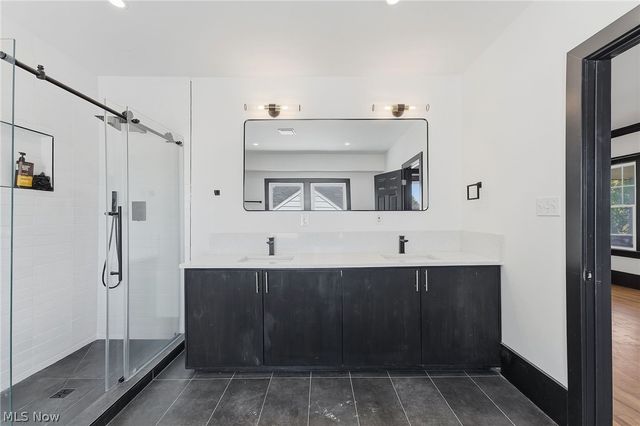 3713 Menlo Road, Shaker Heights, OH 44120