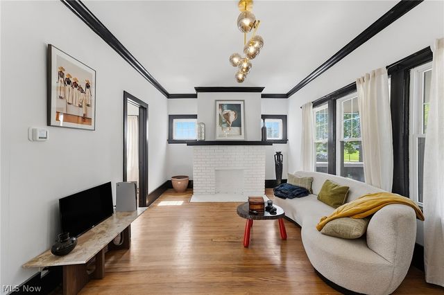 3713 Menlo Road, Shaker Heights, OH 44120