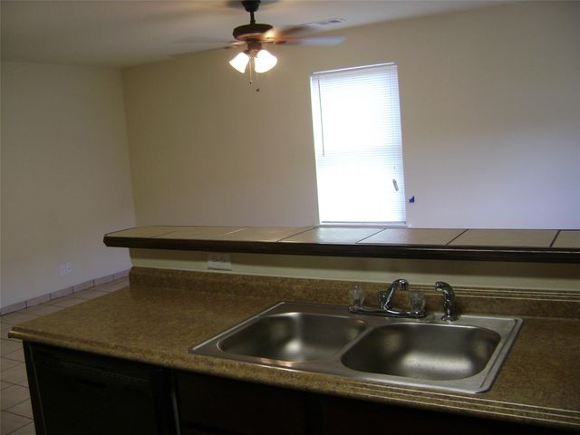 2507 Oak Ln LN A, Georgetown, TX 78628
