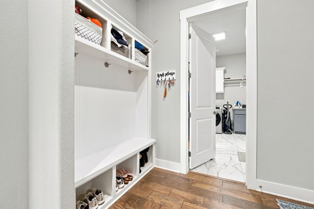 3920 Lizzy Lane, Midlothian, TX 76065