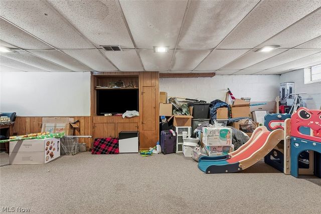 5615 Snow Road, Parma, OH 44129