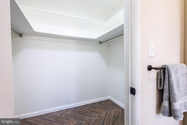 2320 LIGHTHOUSE LN, Wilmington, DE 19810