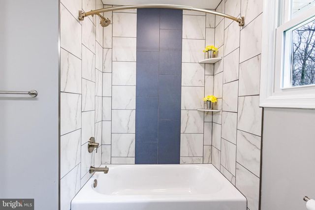 2320 LIGHTHOUSE LN, Wilmington, DE 19810