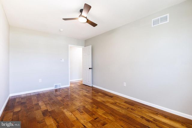 2320 LIGHTHOUSE LN, Wilmington, DE 19810