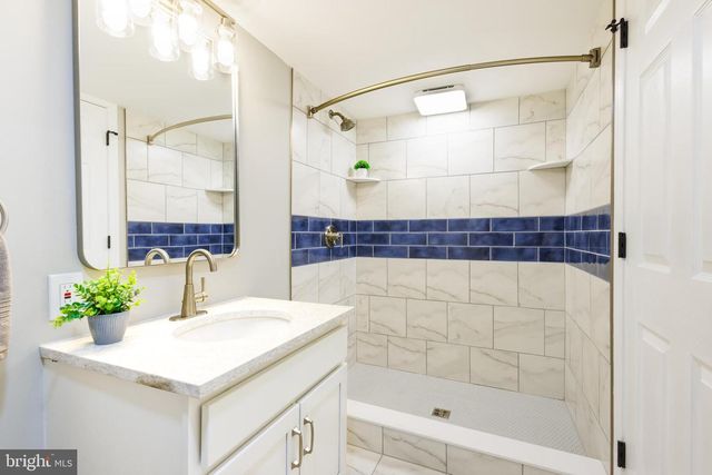 2320 LIGHTHOUSE LN, Wilmington, DE 19810