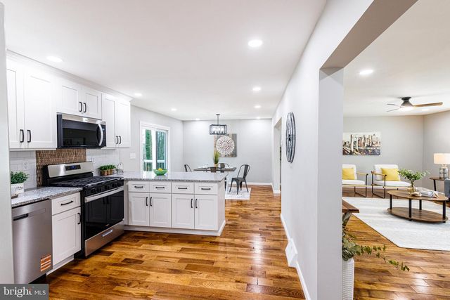 2320 LIGHTHOUSE LN, Wilmington, DE 19810