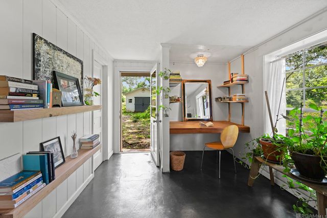 4865 Leonard St, St Francisville, LA 70775