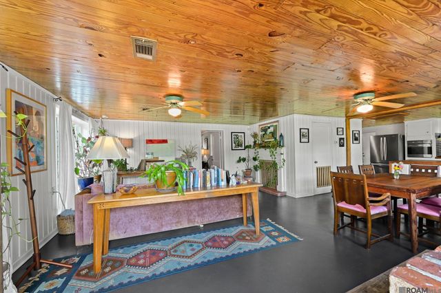 4865 Leonard St, St Francisville, LA 70775