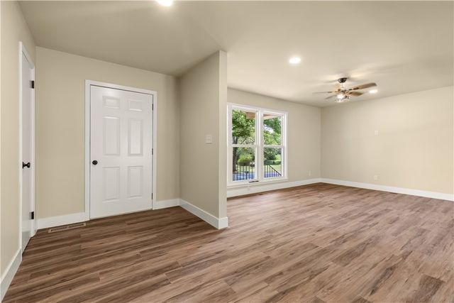 492 Cooper Drive, Harrison, AR 72601