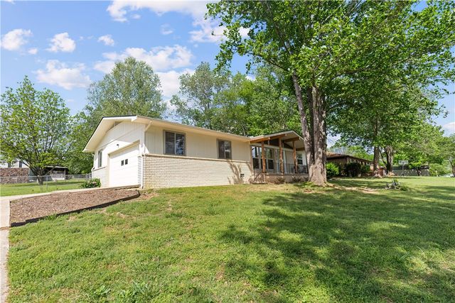 492 Cooper Drive, Harrison, AR 72601