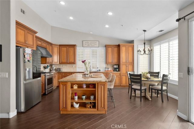 14113 Los Robles, Rancho Cucamonga, CA 91739