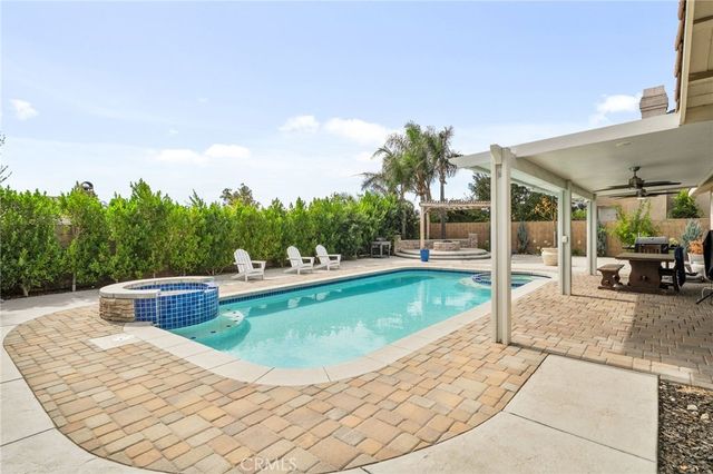 14113 Los Robles, Rancho Cucamonga, CA 91739