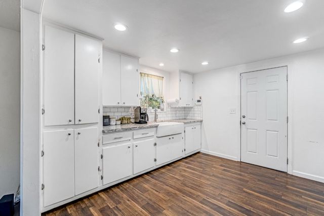 1524 E Fountain Way, Fresno, CA 93705