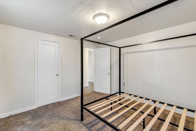 1524 E Fountain Way, Fresno, CA 93705