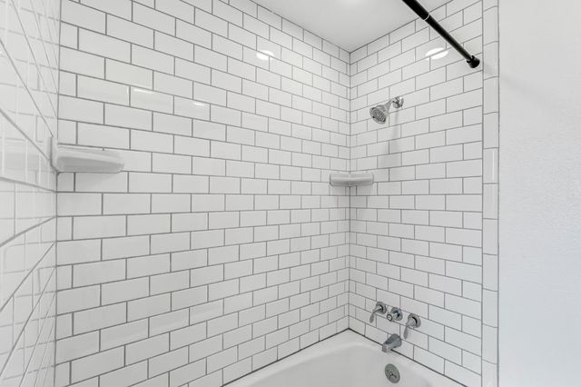 1524 E Fountain Way, Fresno, CA 93705